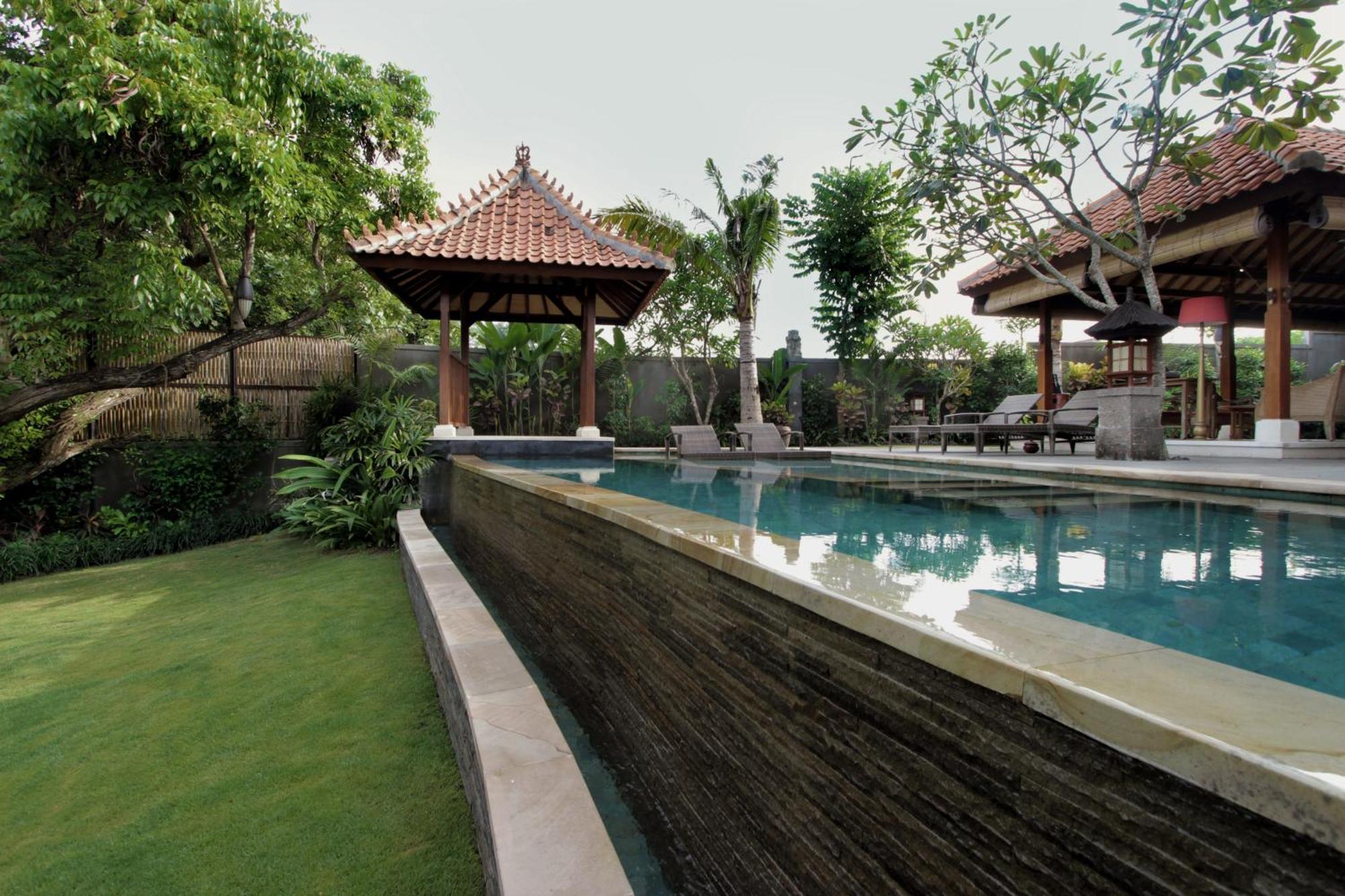 Aradhana Villas By Ekosistem Canggu Extérieur photo