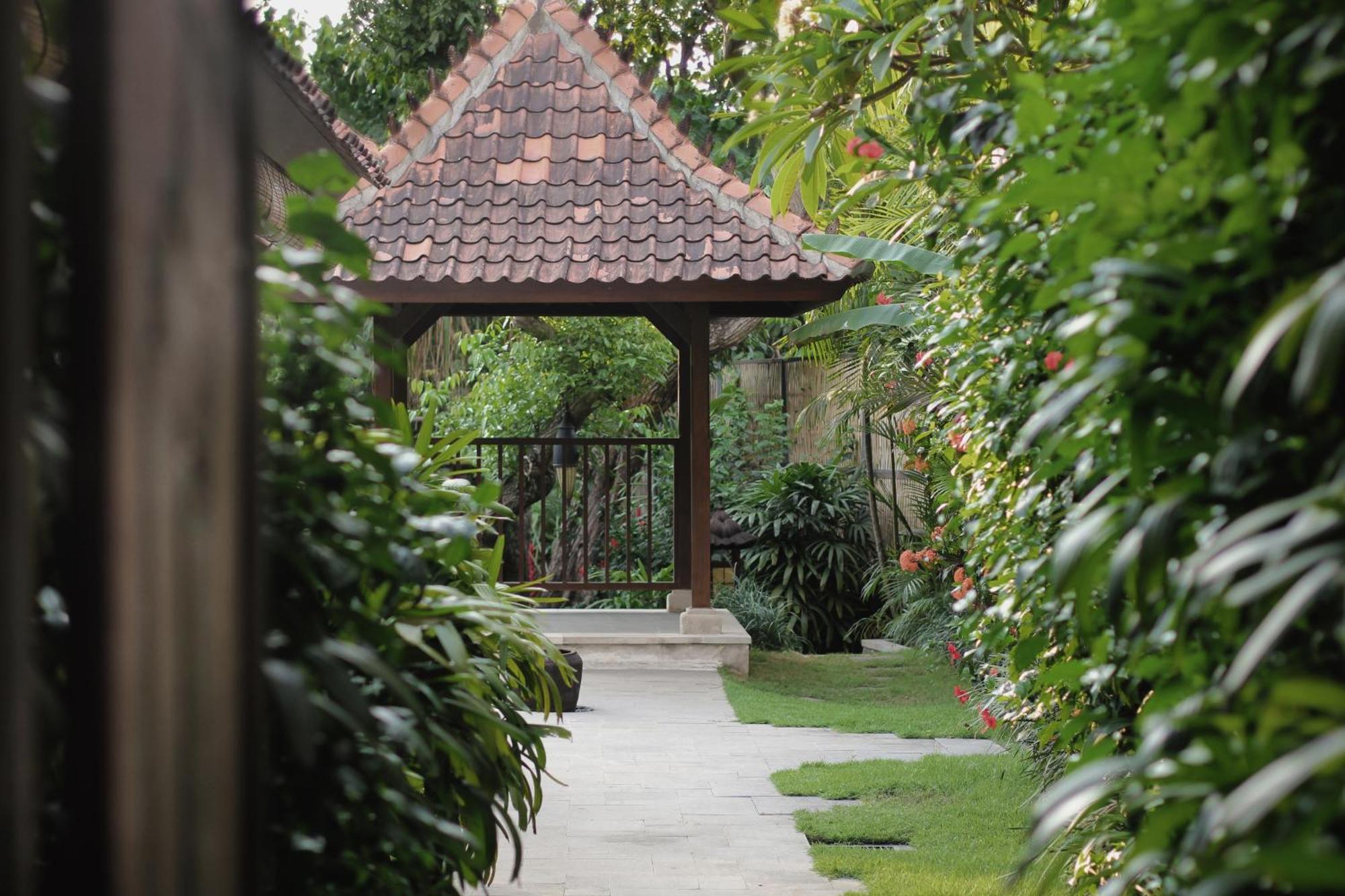 Aradhana Villas By Ekosistem Canggu Extérieur photo